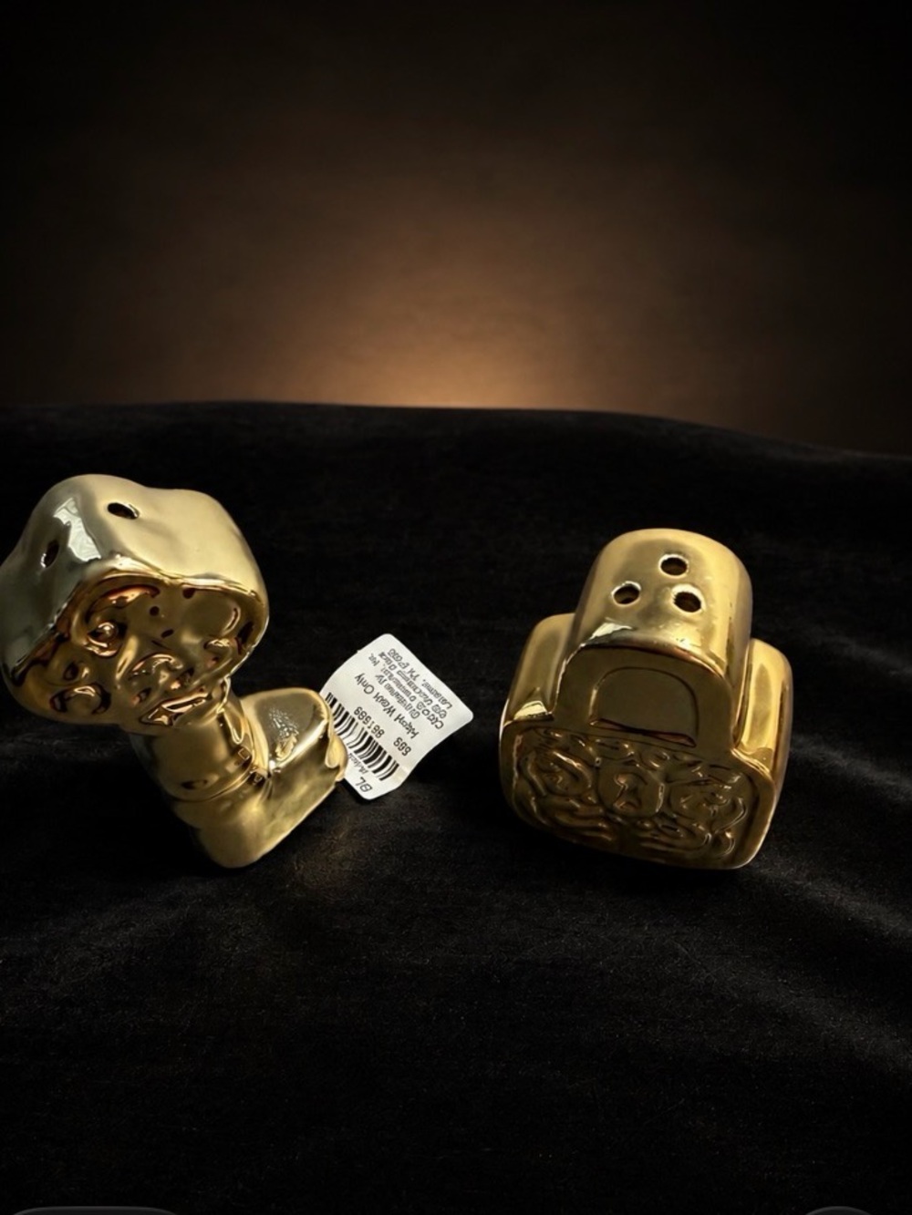 Cracker Barrel Gold Ceramic Lock And Key Mini Salt and Pepper Shakers